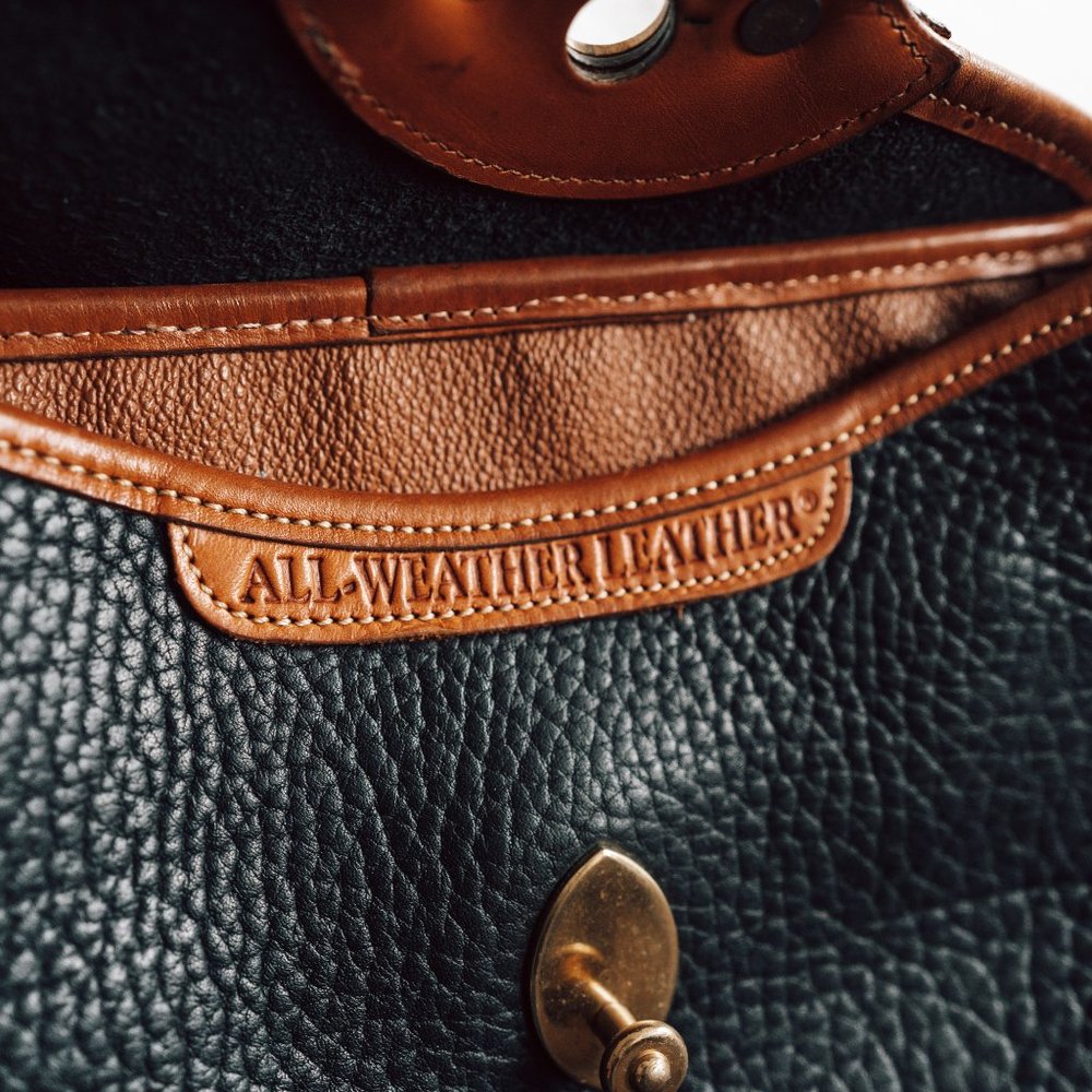 VINTAGE Dooney & Bourke Leather Shoulder Bag - Picture 4 of 9